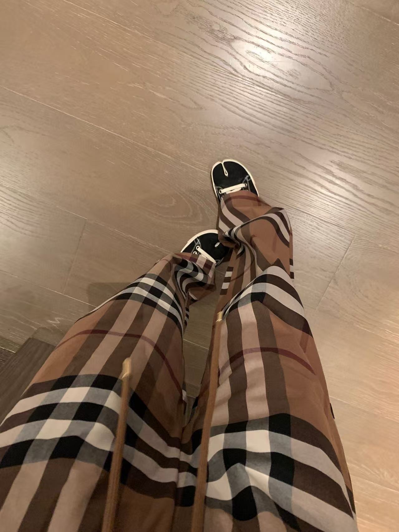 BUR8ERRY チェック柄カジュアルパンツ【50％割引+送料無料】