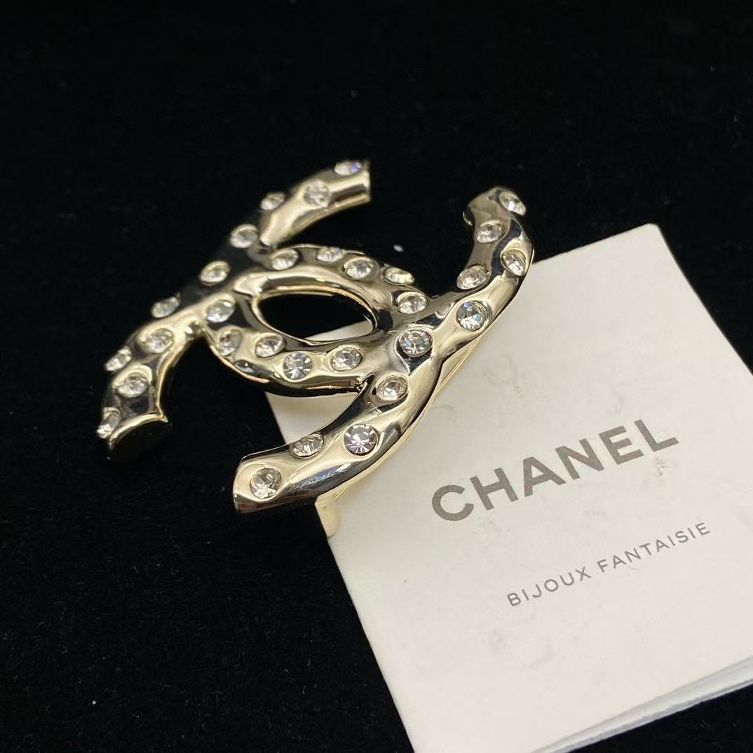 CHANE1 ダブルC ダイヤモンドブローチ【50％割引+送料無料】