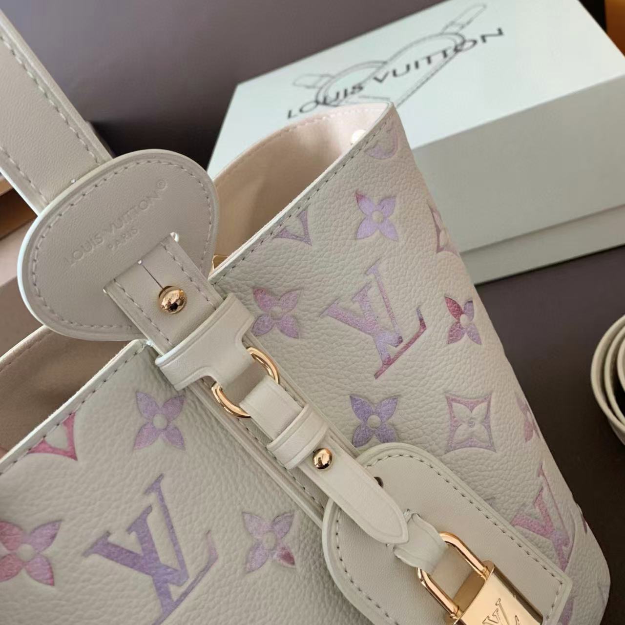 LV25Alinbbバケットバッグ【50％割引+送料無料】