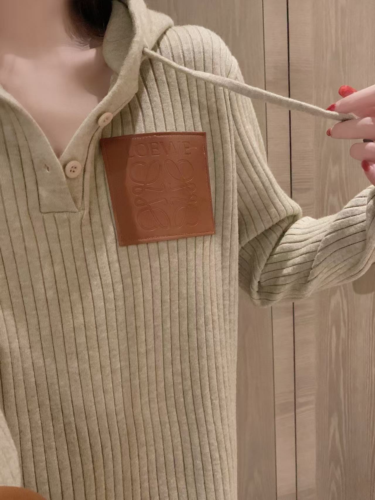 L0WEW フード付きニットドレス【50％割引+送料無料】