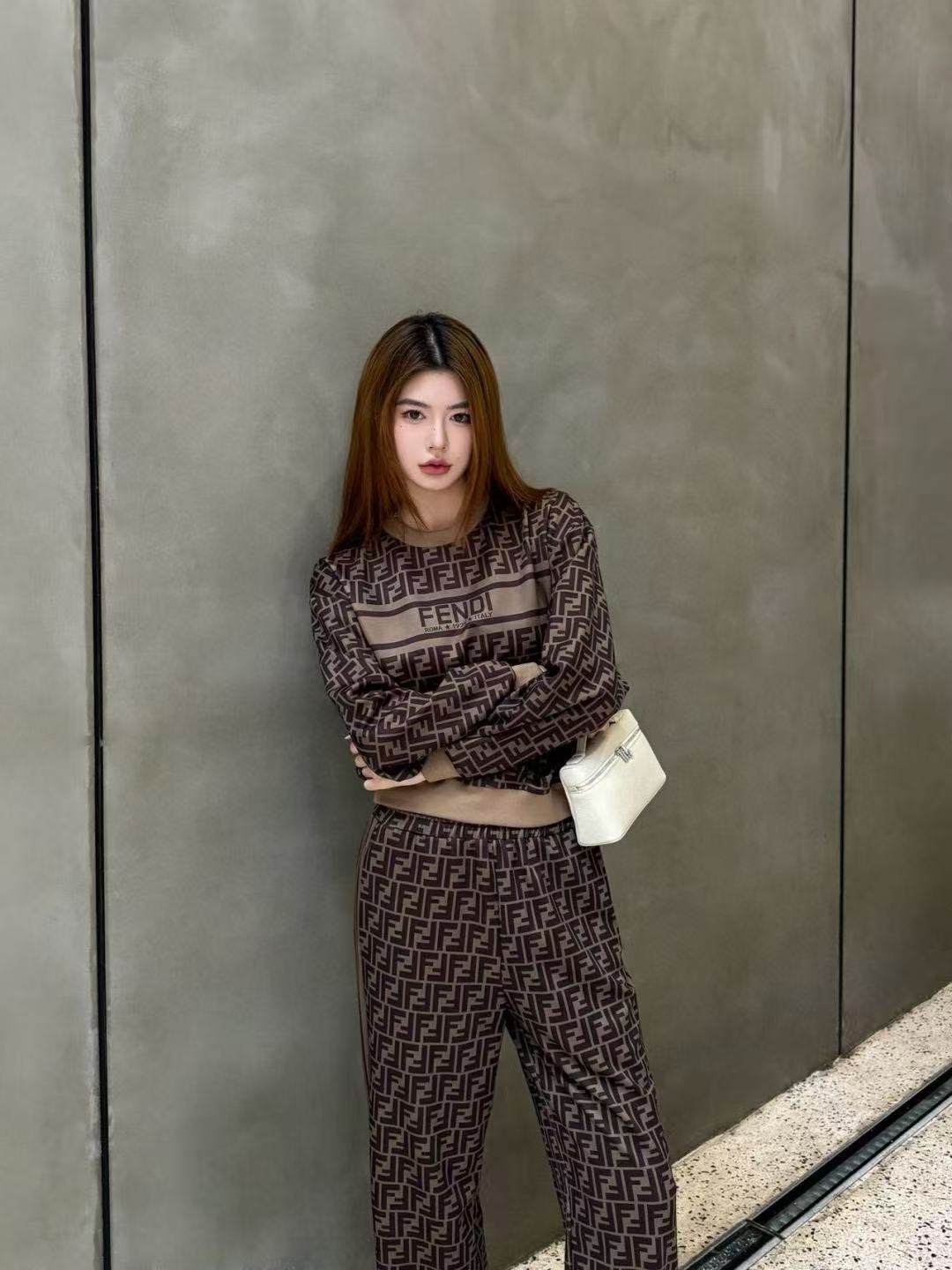 FEND1FF カジュアルトップス + パンツ ツーピースセット【50％割引+送料無料】