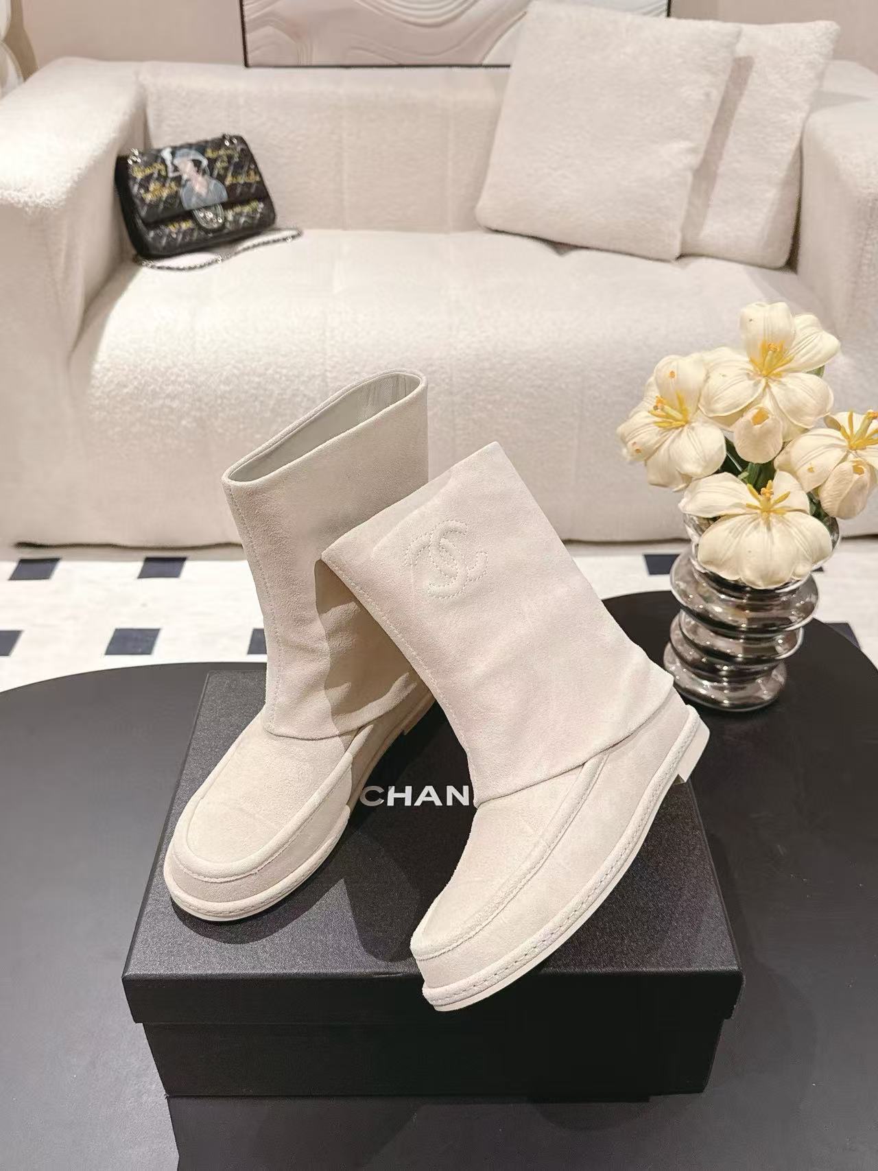 CHANE1 高品質ディアスキン ダブルC アンクルブーツ【50％割引+送料無料】