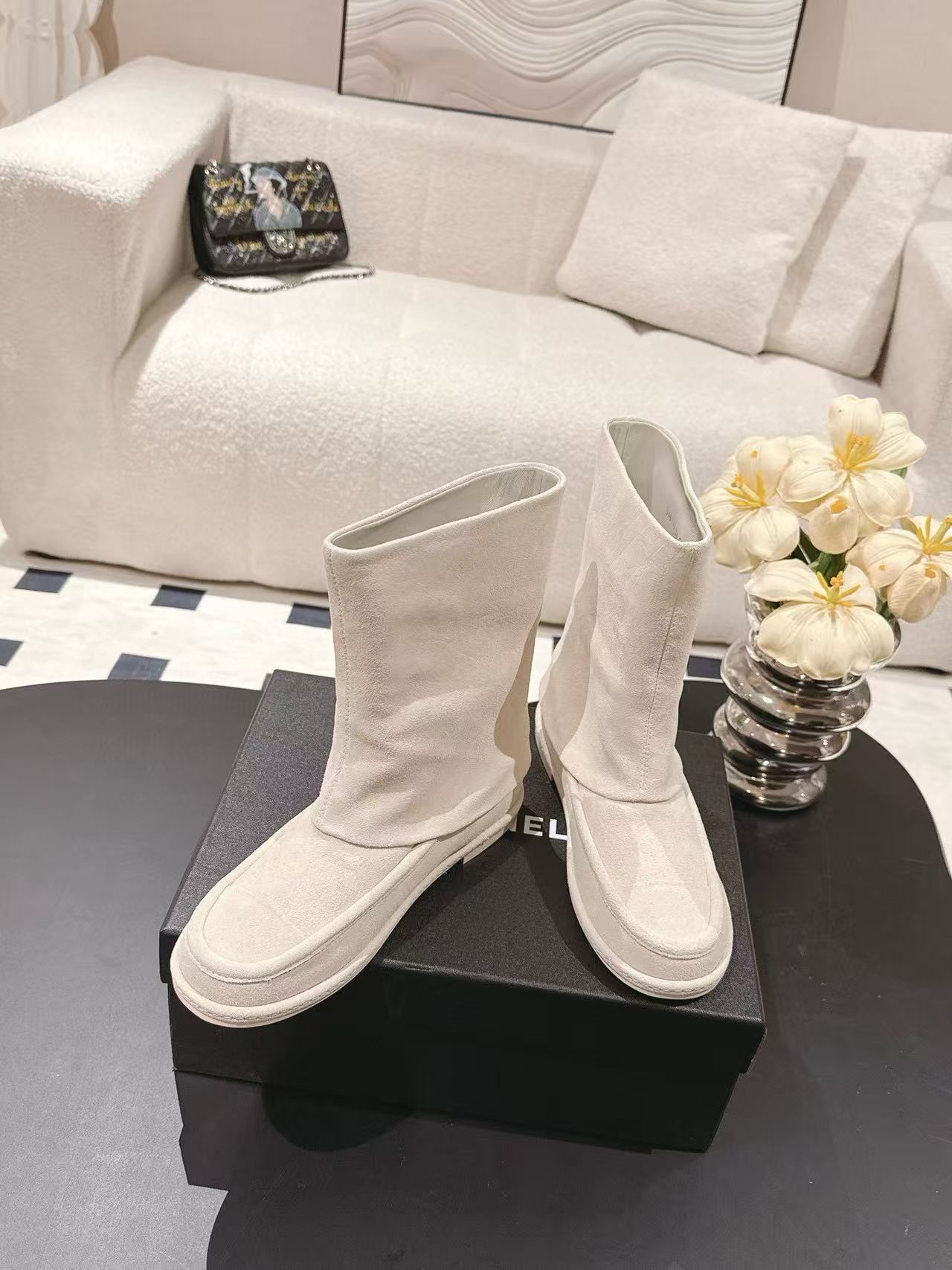 CHANE1 高品質ディアスキン ダブルC アンクルブーツ【50％割引+送料無料】