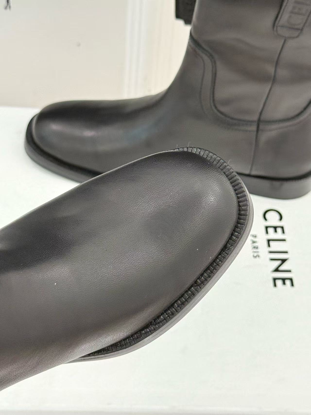 CEL1NE 高品質レザーアンクルブーツ【50％割引+送料無料】