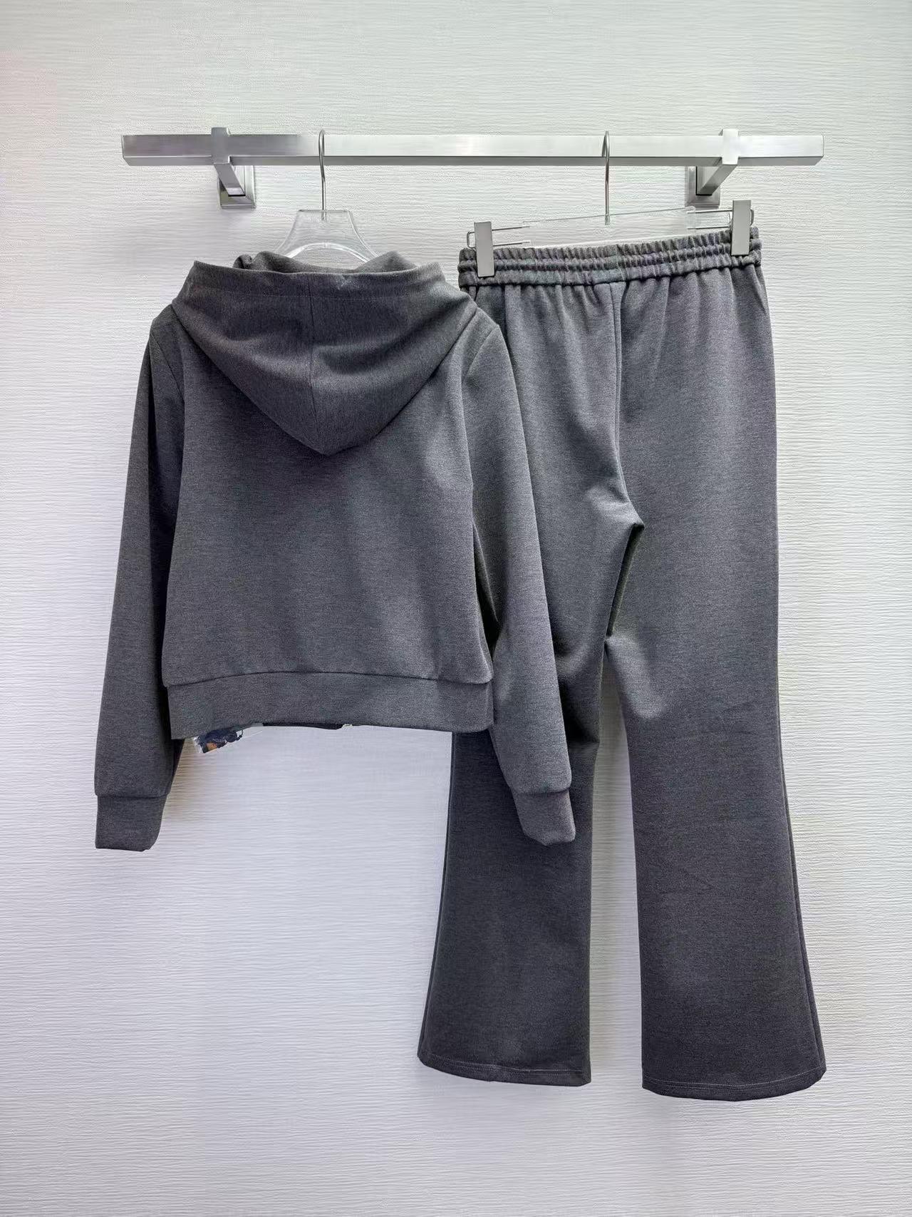 LVフード付きジャケット+パンツのツーピースセット【50％割引+送料無料】