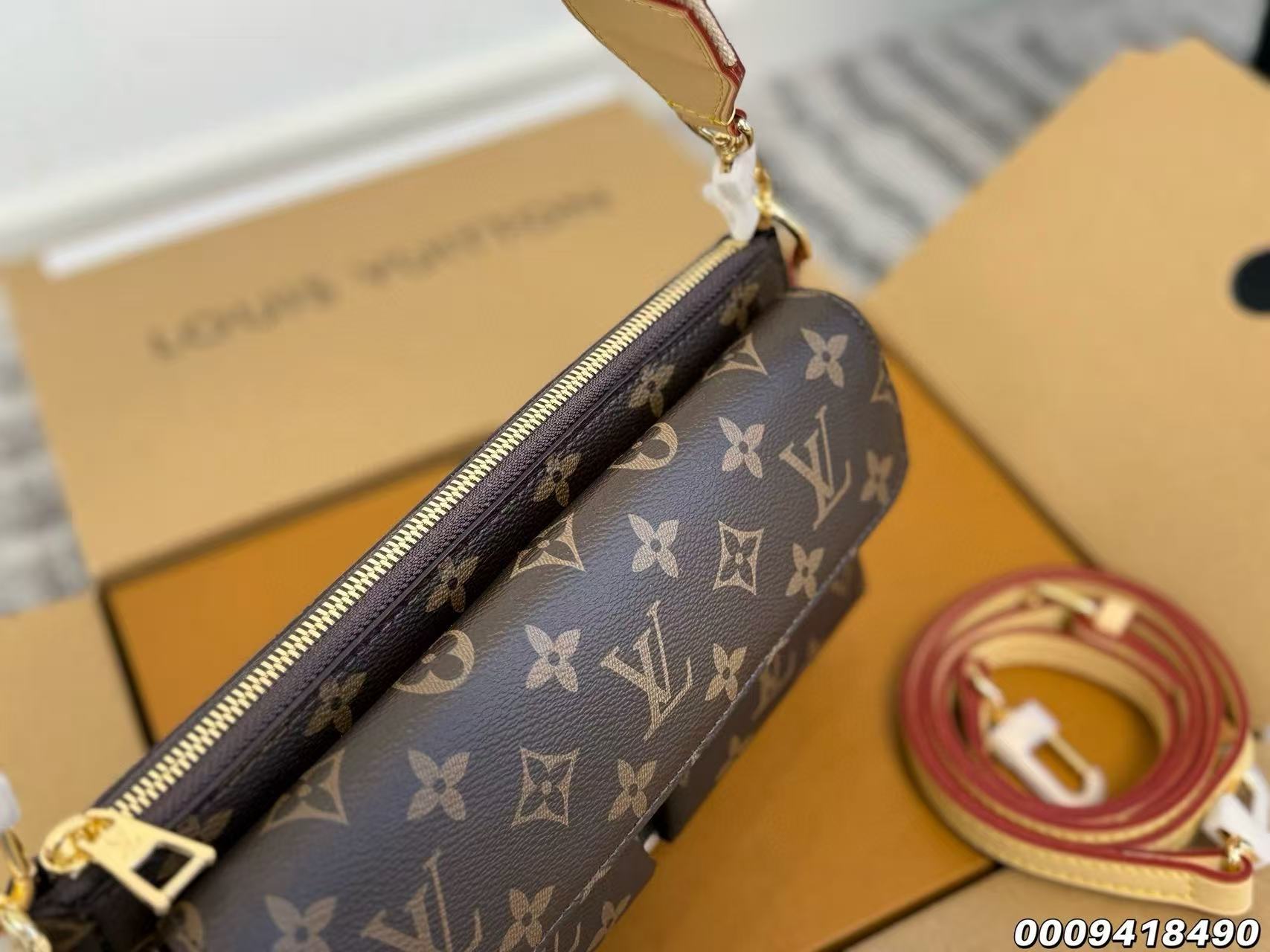 LVモノグラムショルダーバッグ【50％割引+送料無料】