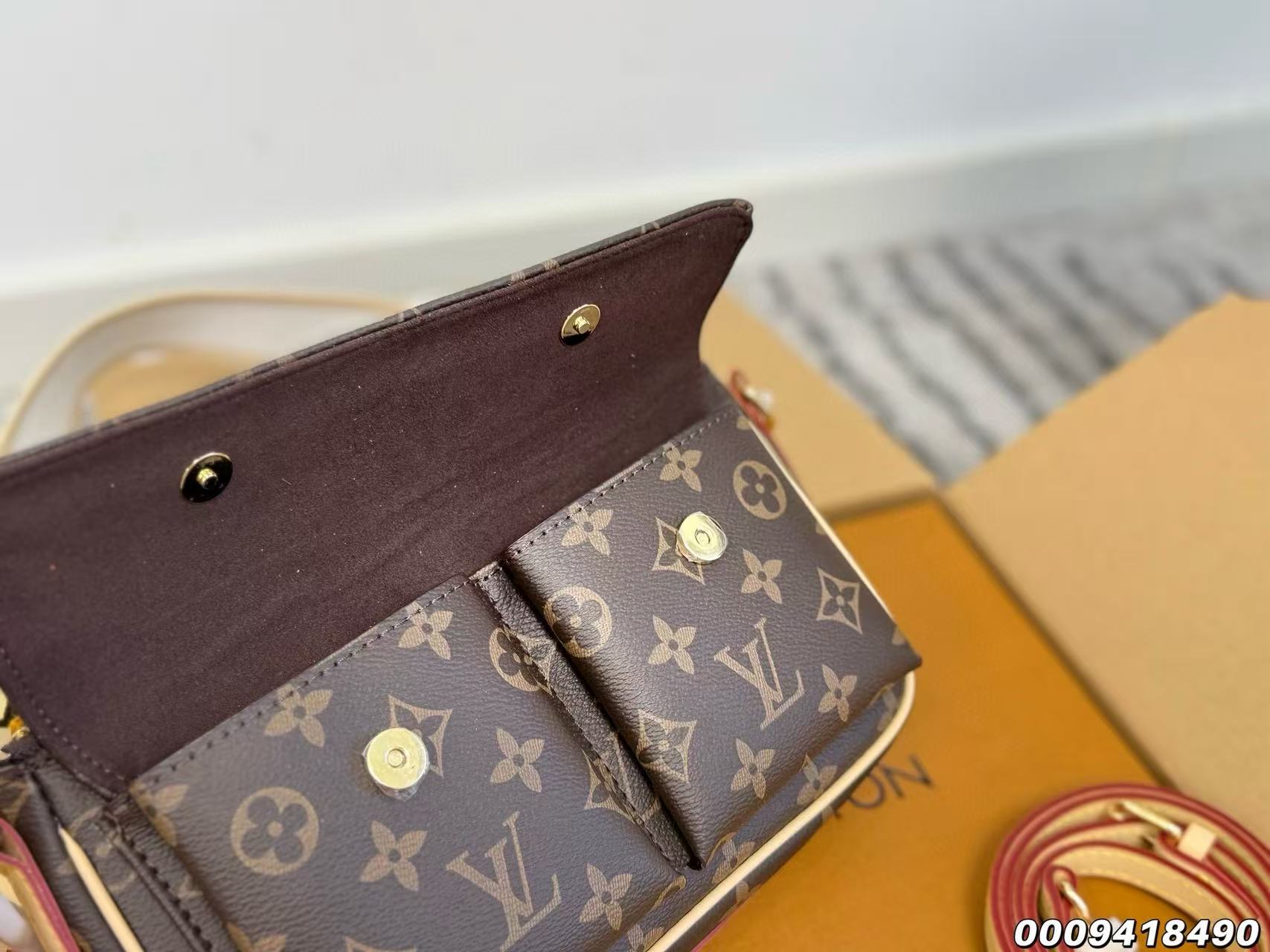 LVモノグラムショルダーバッグ【50％割引+送料無料】