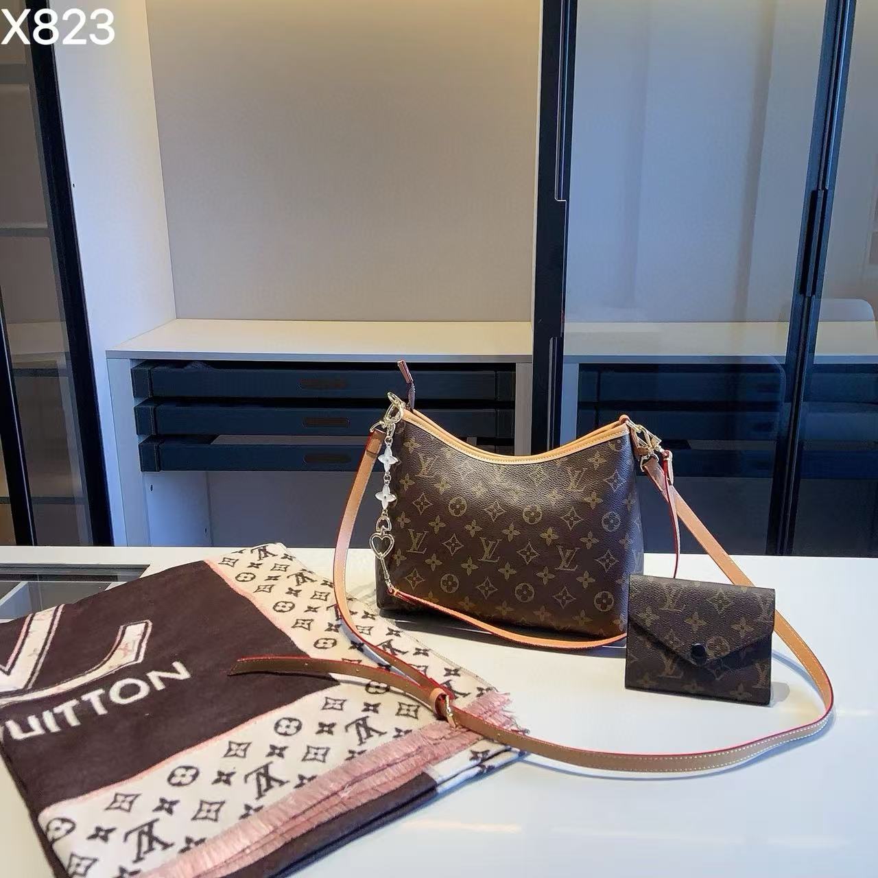 LVコンビネーション3点セット【50％割引+送料無料】X823