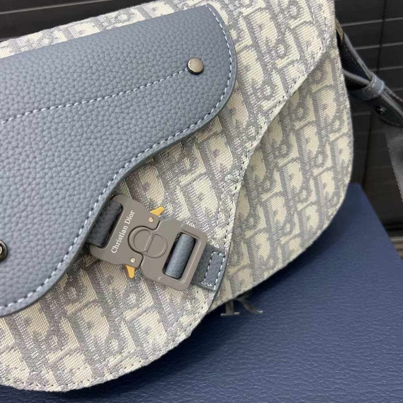 DI0Rプリントクロスボディバッグ【50％割引+送料無料】