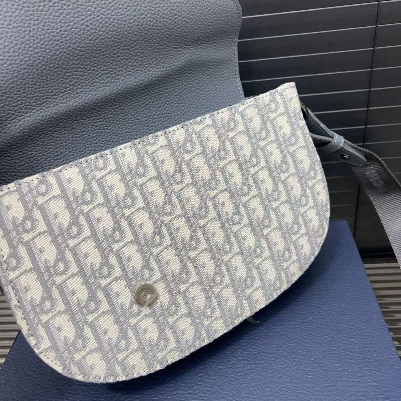 DI0Rプリントクロスボディバッグ【50％割引+送料無料】