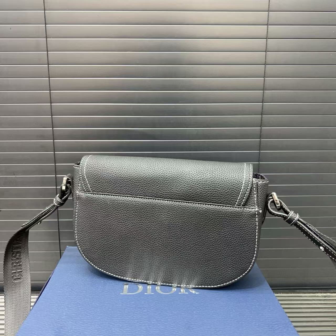 DI0R シンプル メンズ メッセンジャーバッグ【50％割引+送料無料】