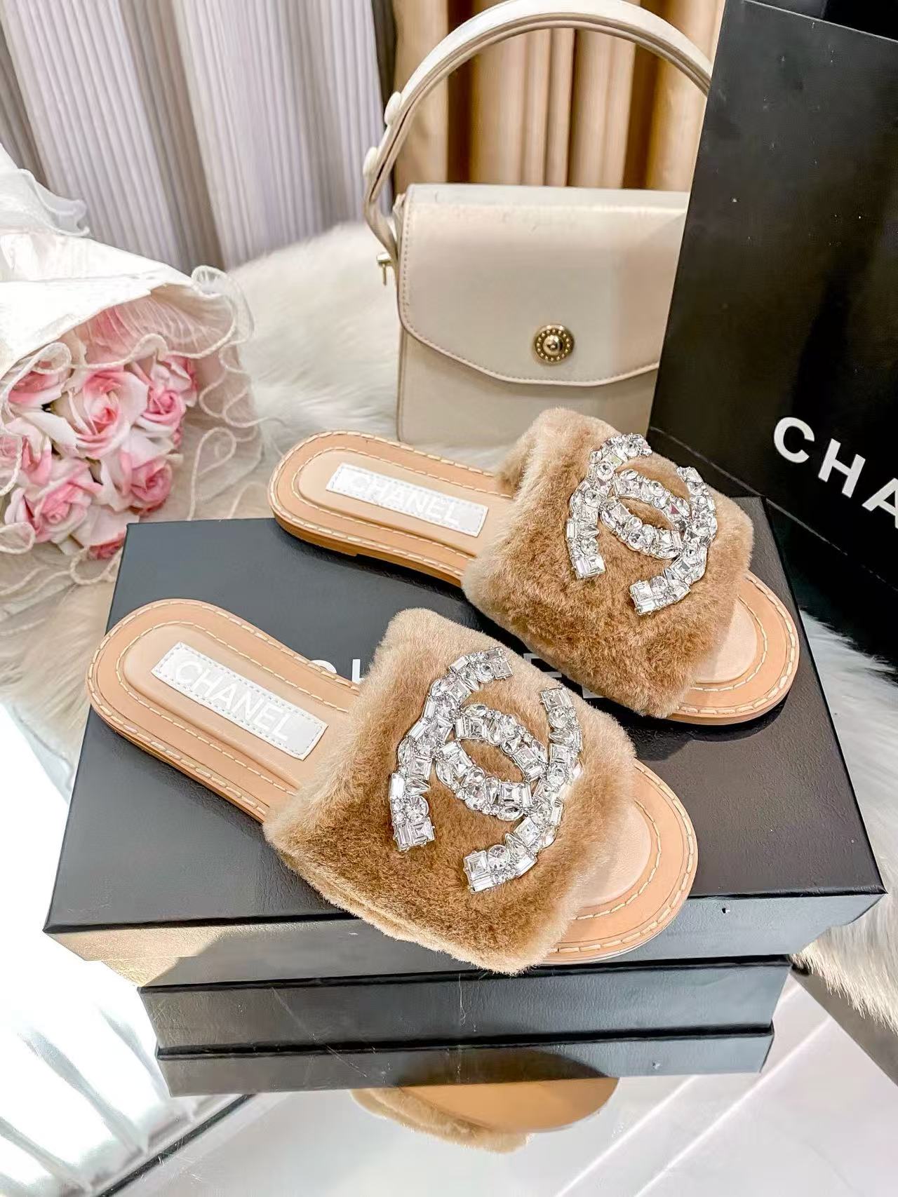 CHANE 1 ダブルC ダイヤモンド フラットシューズ【50％割引+送料無料】