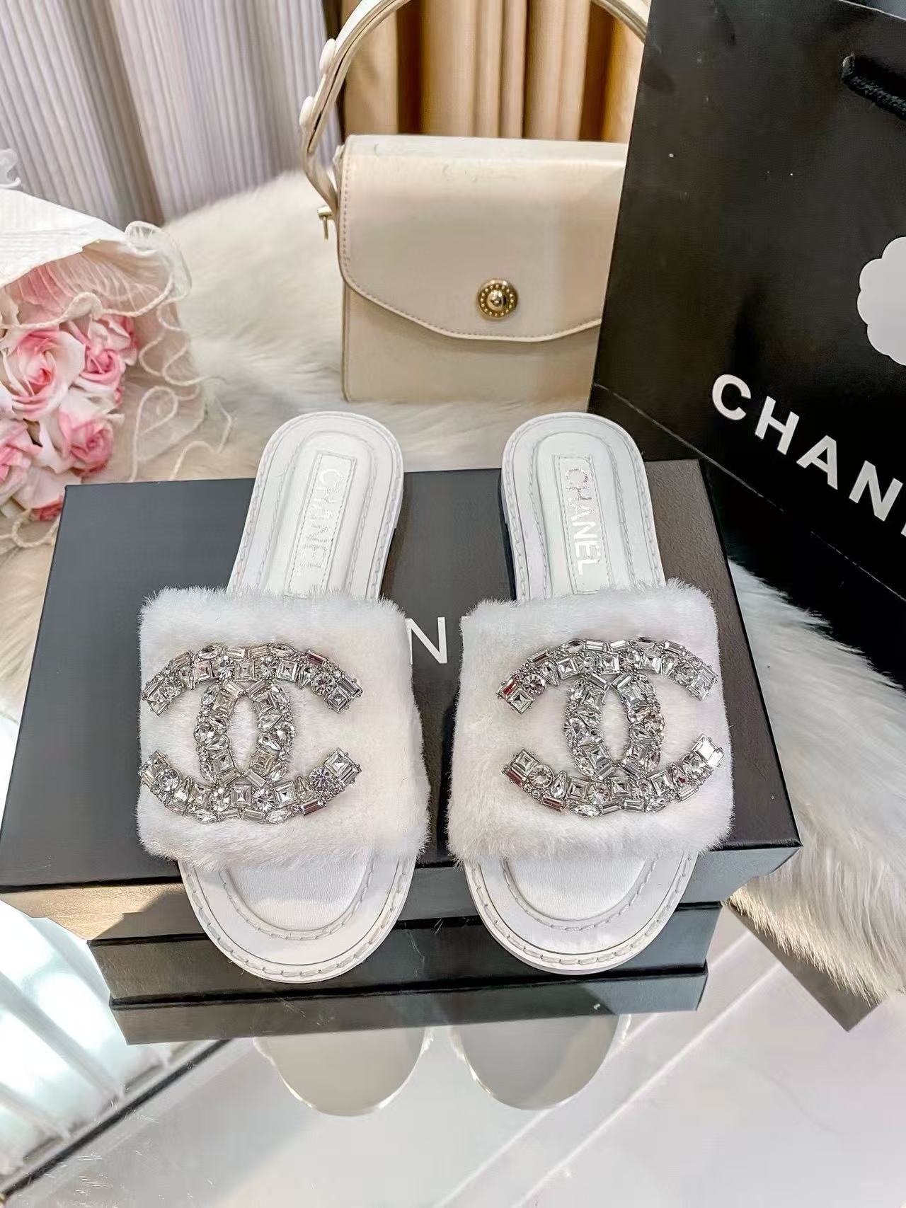 CHANE 1 ダブルC ダイヤモンド フラットシューズ【50％割引+送料無料】