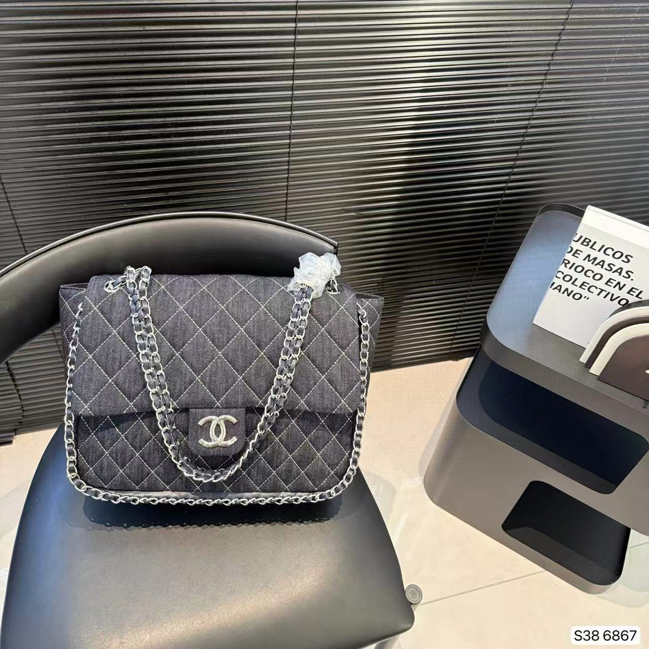 CHANE1 デニムチェーンバッグ【50％割引+送料無料】