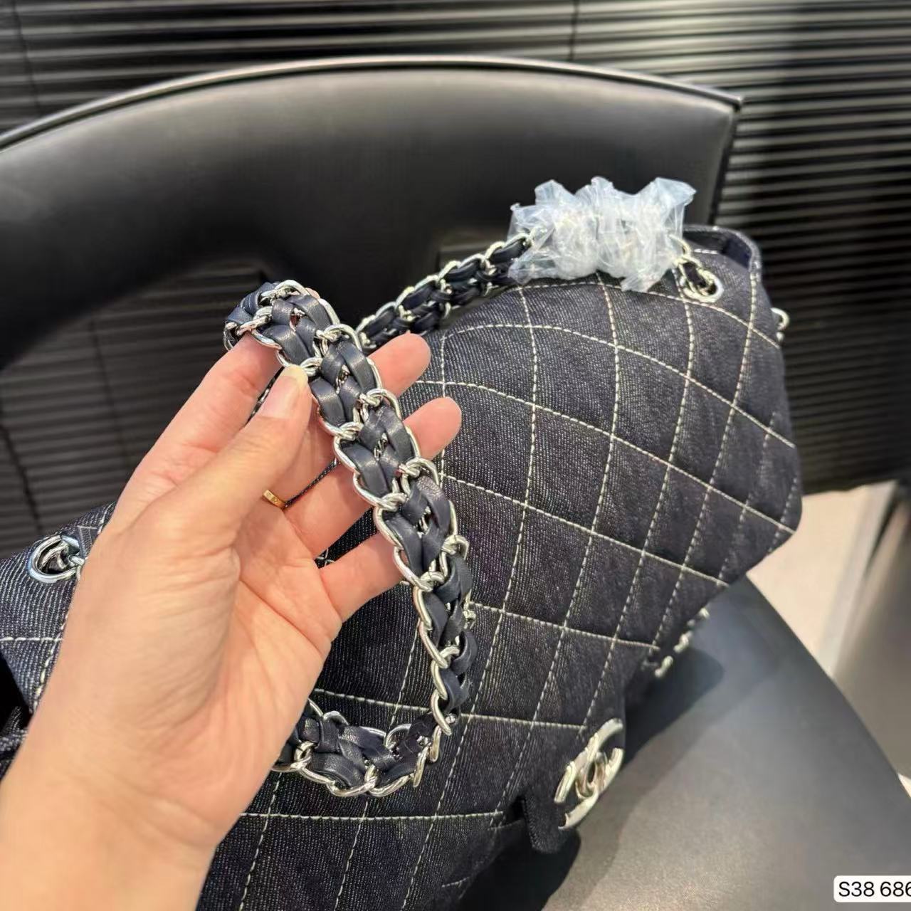 CHANE1 デニムチェーンバッグ【50％割引+送料無料】
