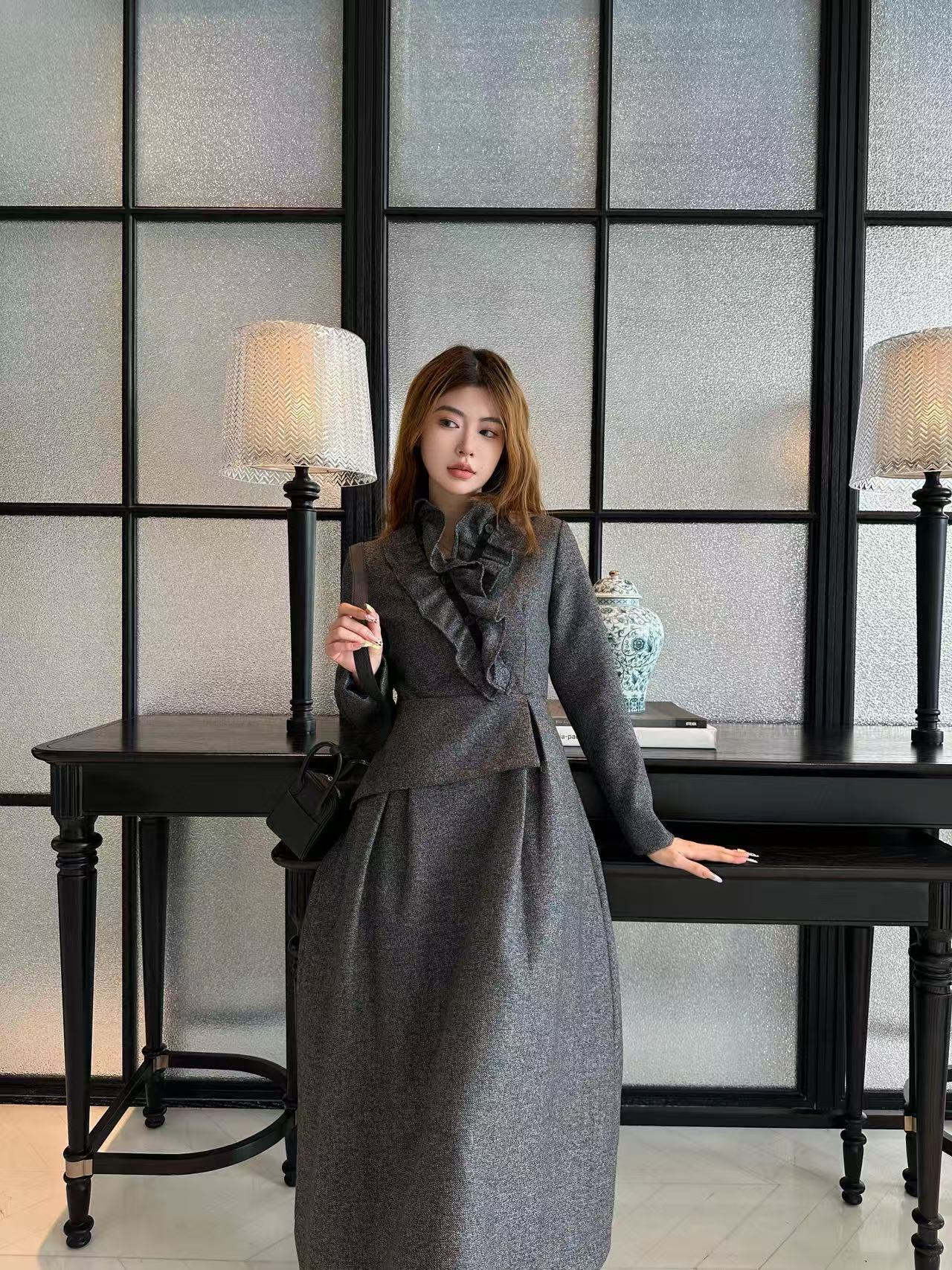 DI0R 高品質フリルVネックウールドレス【50％割引+送料無料】