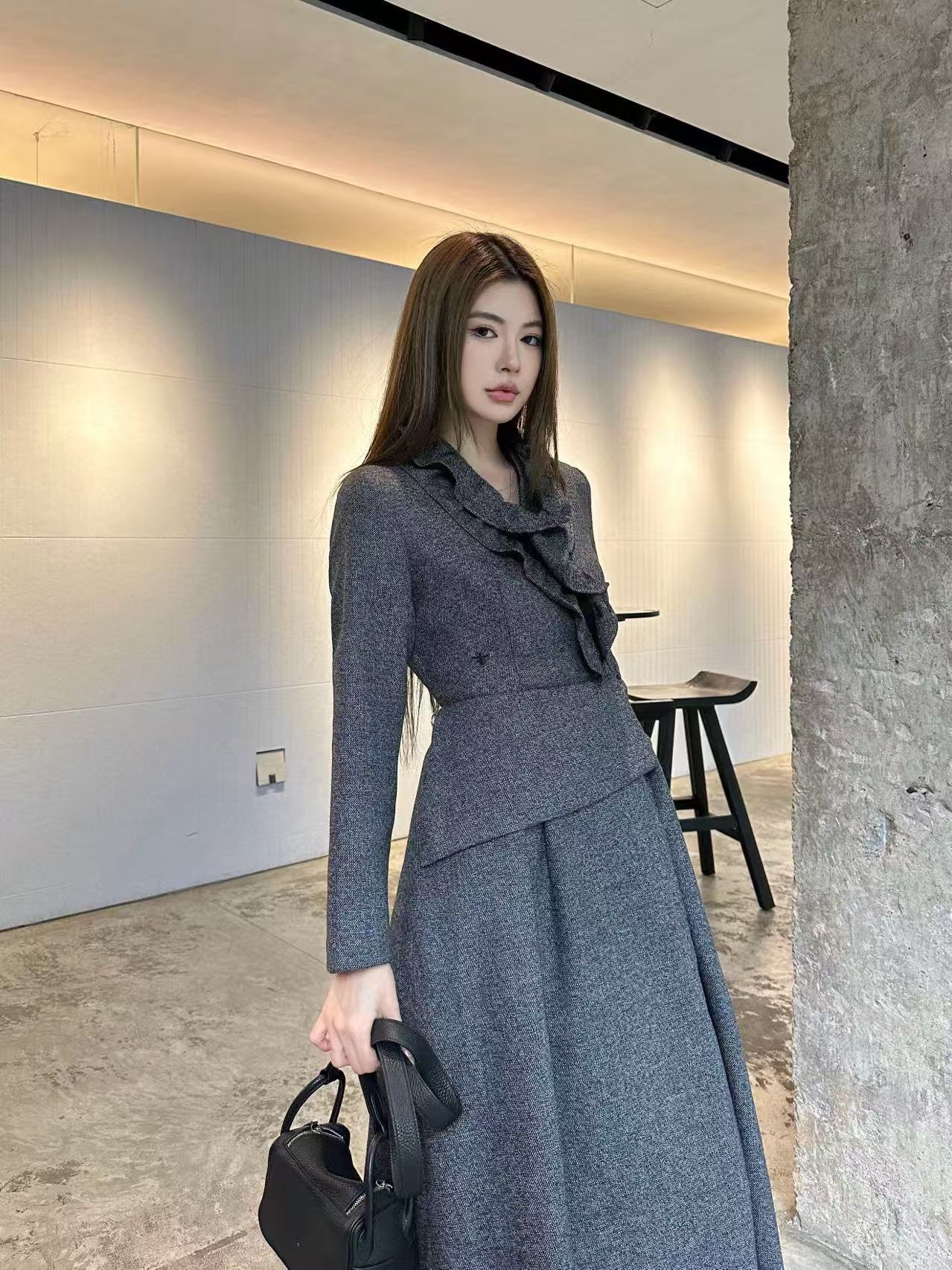 DI0R 高品質フリルVネックウールドレス【50％割引+送料無料】