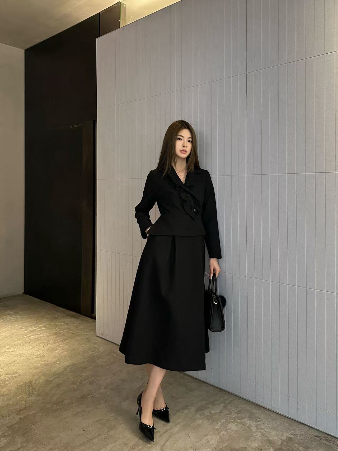 DI0R 高品質フリルVネックウールドレス【50％割引+送料無料】