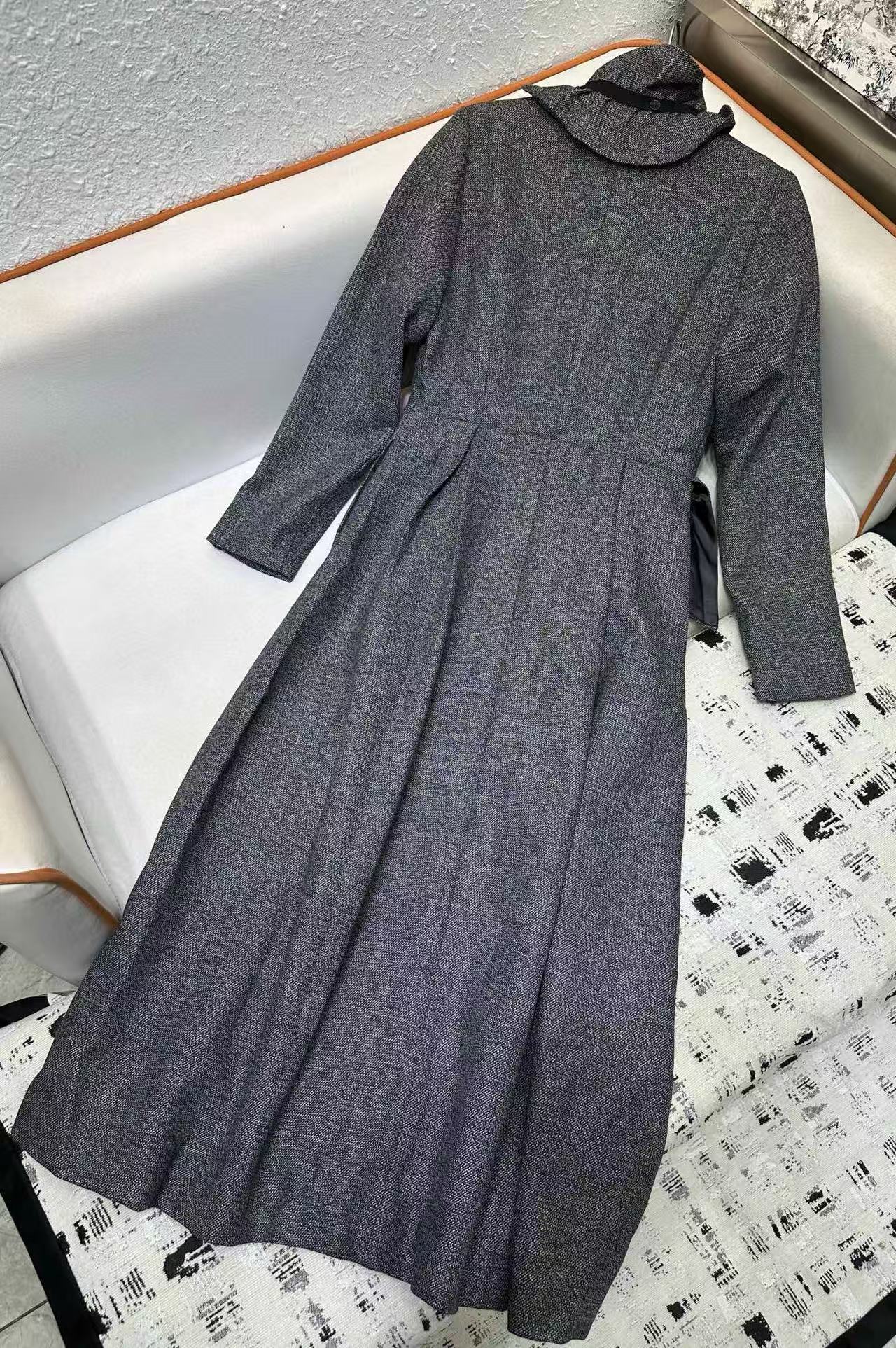 DI0R 高品質フリルVネックウールドレス【50％割引+送料無料】