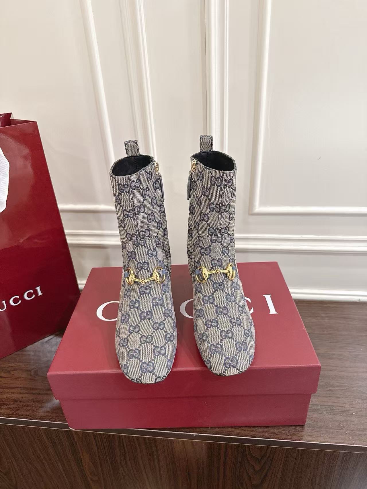 GUCC1 高品質ホースビットチャンキーヒールアンクルブーツ【50％割引+送料無料】