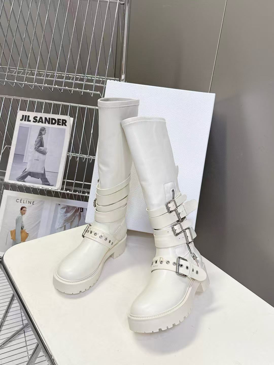 DI0Rの高品質秋冬ハイブーツ【50％割引+送料無料】