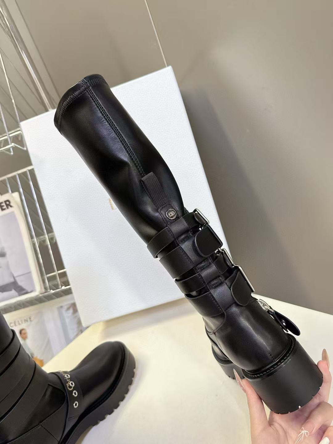 DI0Rの高品質秋冬ハイブーツ【50％割引+送料無料】