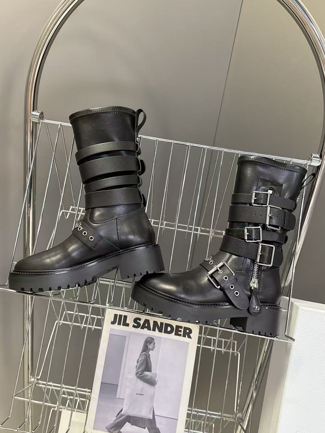 DI0Rの高品質秋冬ブーツ【50％割引+送料無料】