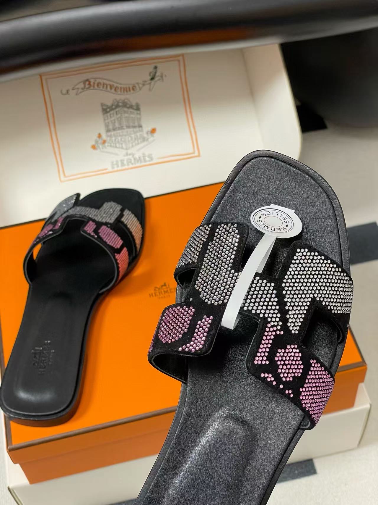 HERME5高品質ラインストーンフラットシューズ【50％割引+送料無料】