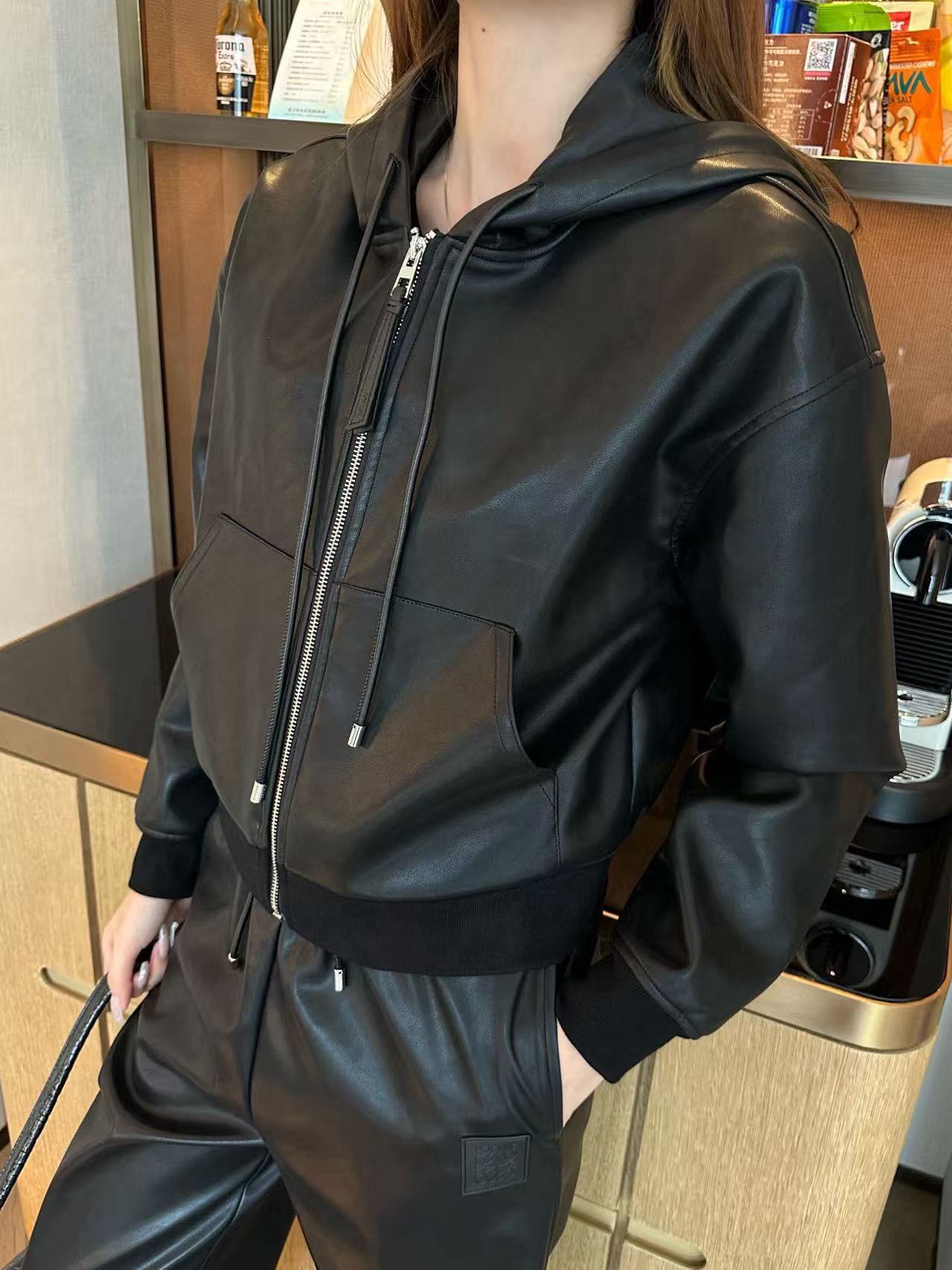 L0WEW フード付きレザージャケット + パンツ ツーピースセット【50％割引+送料無料】