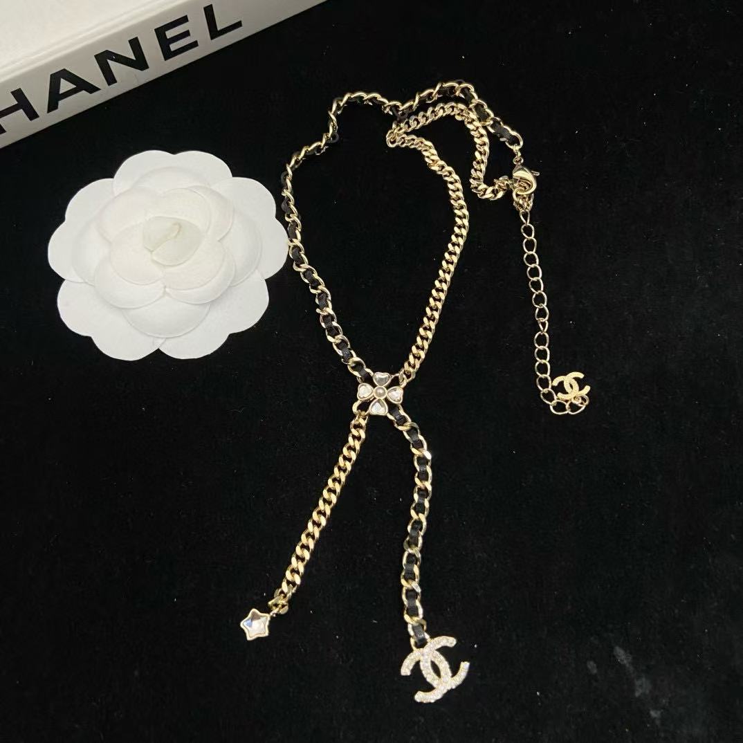 CHANE1 四つ葉のクローバー ダブルCネックレス【50％割引+送料無料】