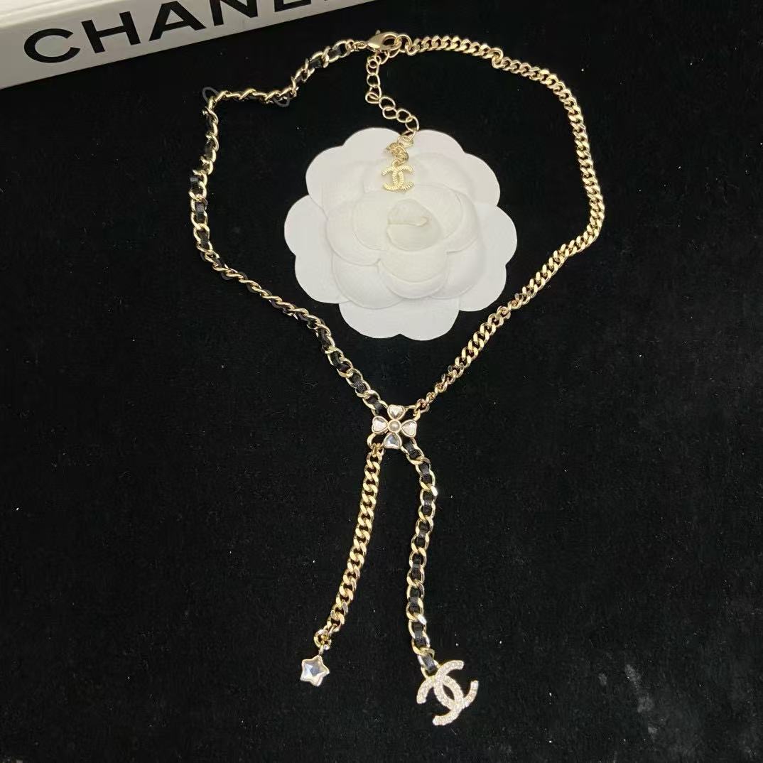 CHANE1 四つ葉のクローバー ダブルCネックレス【50％割引+送料無料】