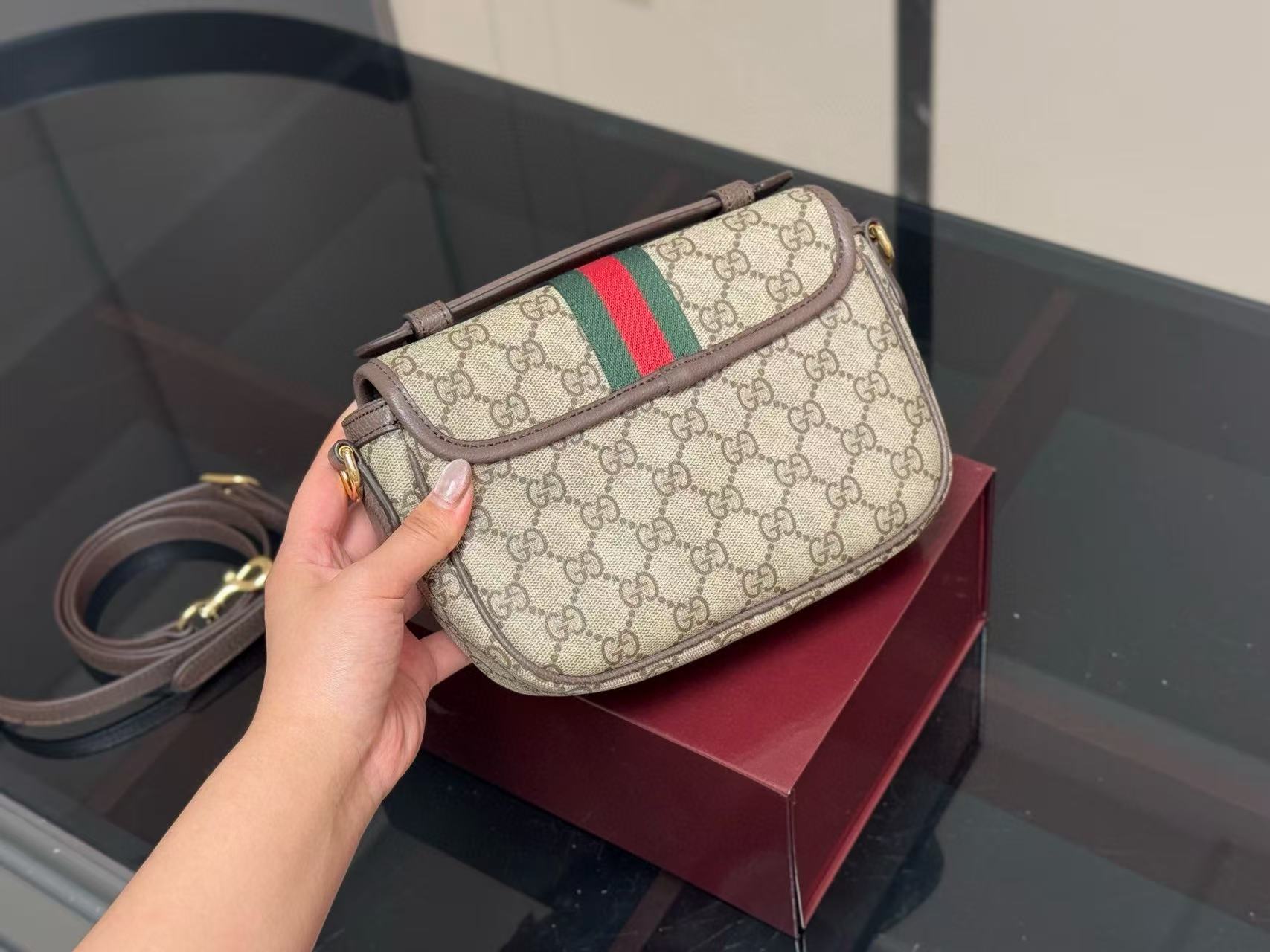 GUCC1 ジャカード ショルダー クロスボディバッグ【50％割引+送料無料】