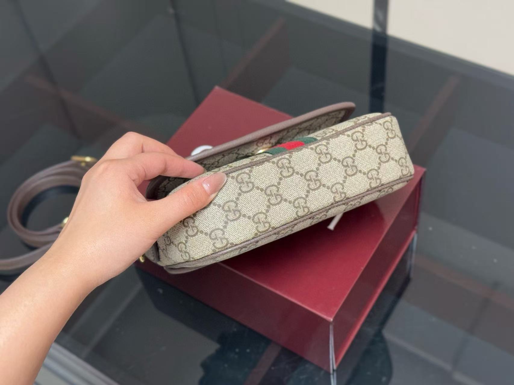 GUCC1 ジャカード ショルダー クロスボディバッグ【50％割引+送料無料】