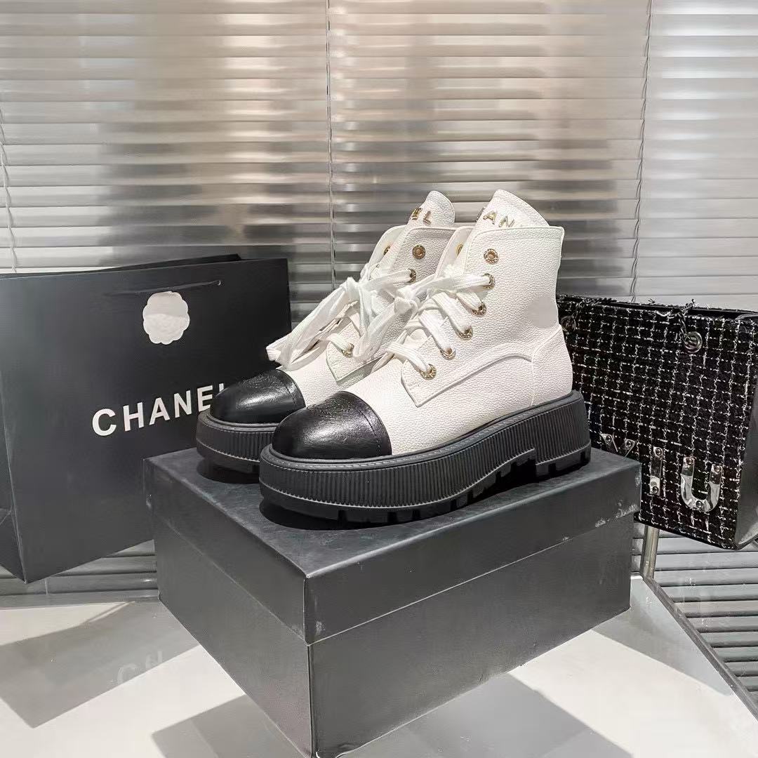 CHANE1 レースアップレタリングアンクルブーツ【50％割引+送料無料】