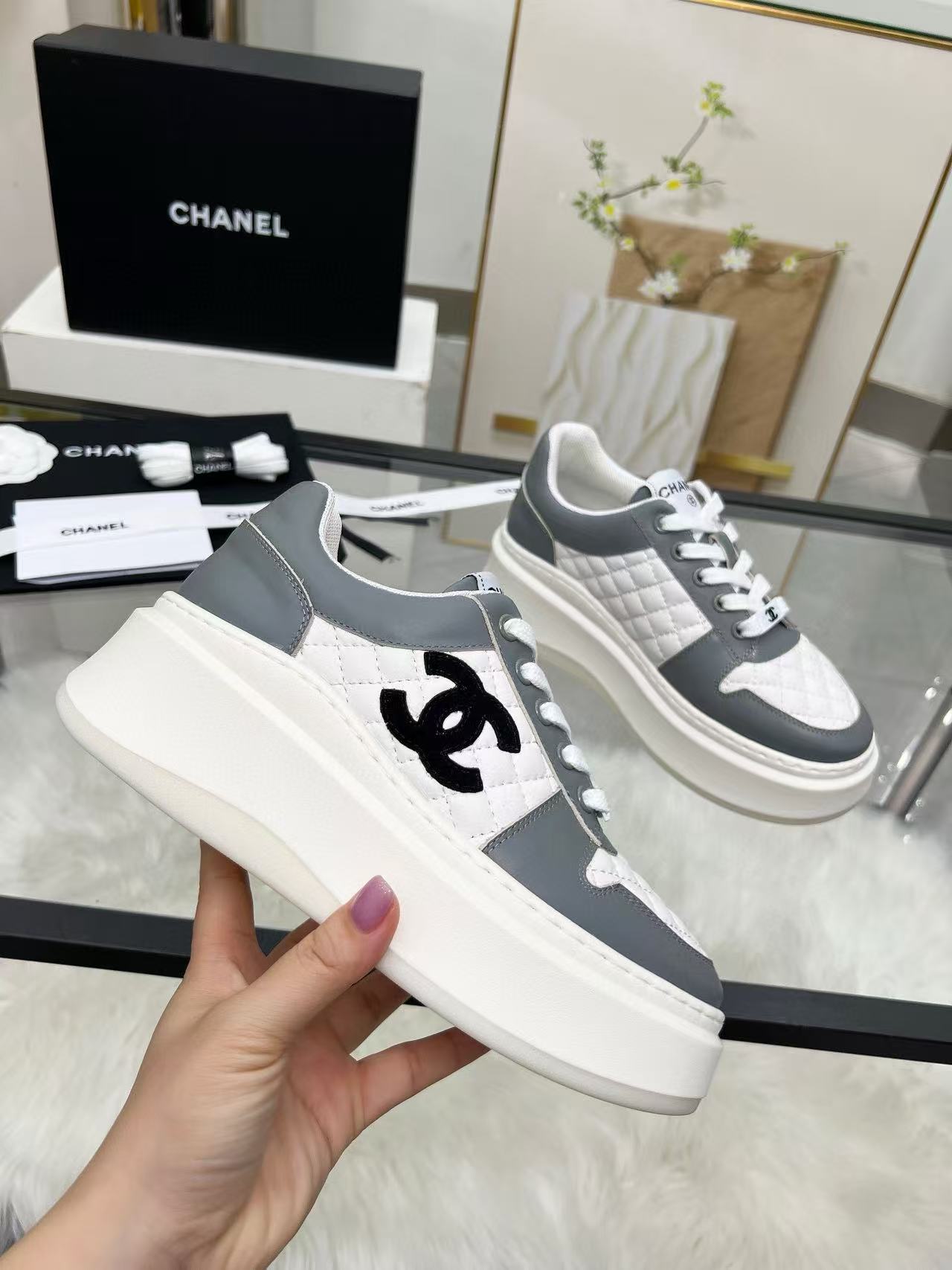 CHANE1 高品質厚底カジュアルシューズ【50％割引+送料無料】