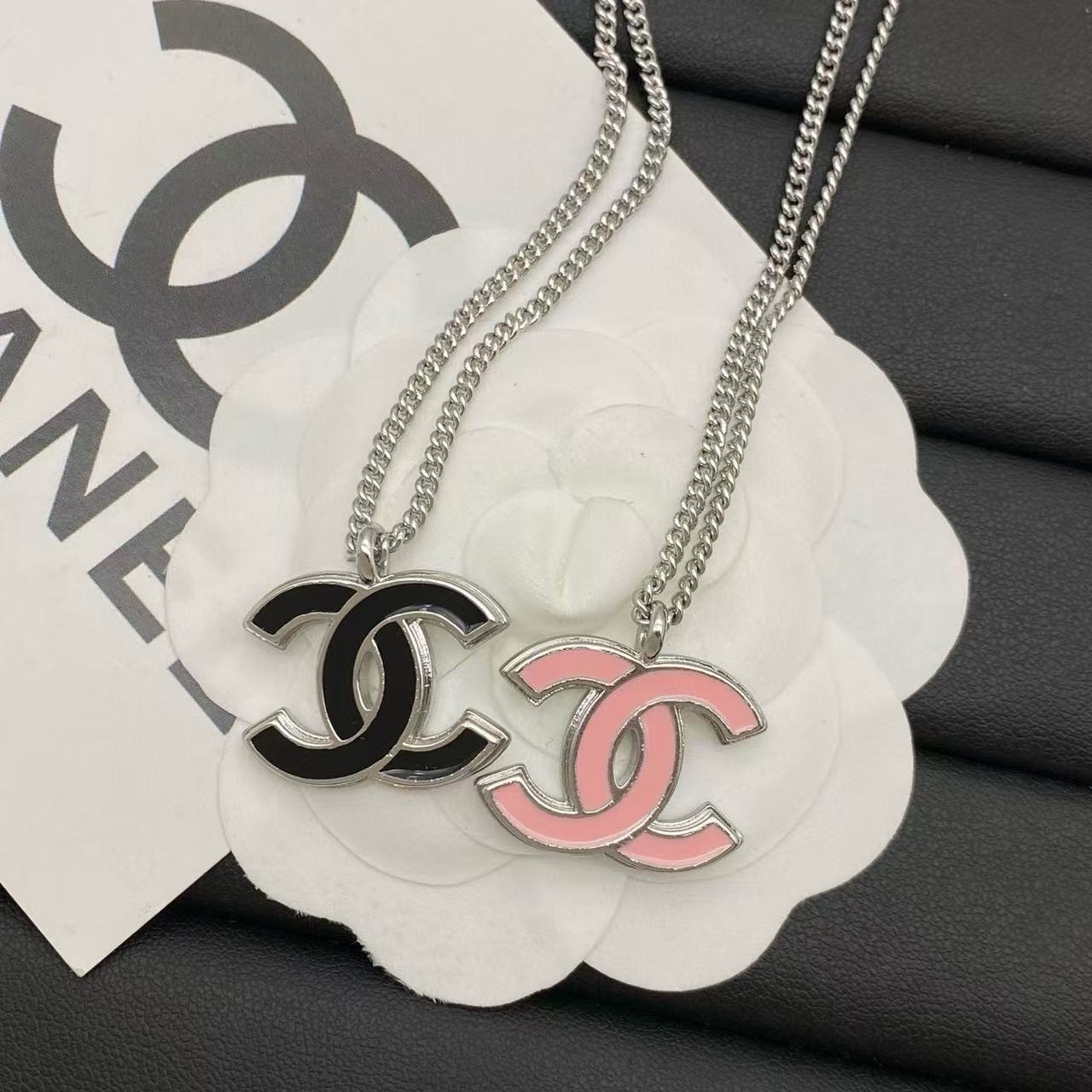 CHANE1 シンプルダブルCネックレス【50％割引+送料無料】