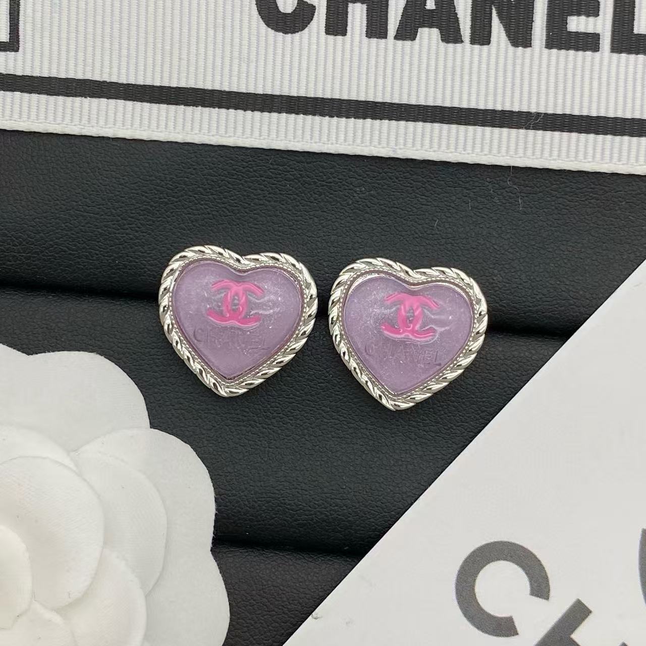 CHANE1 ダブルC ピーチハート イヤリング【50％割引+送料無料】