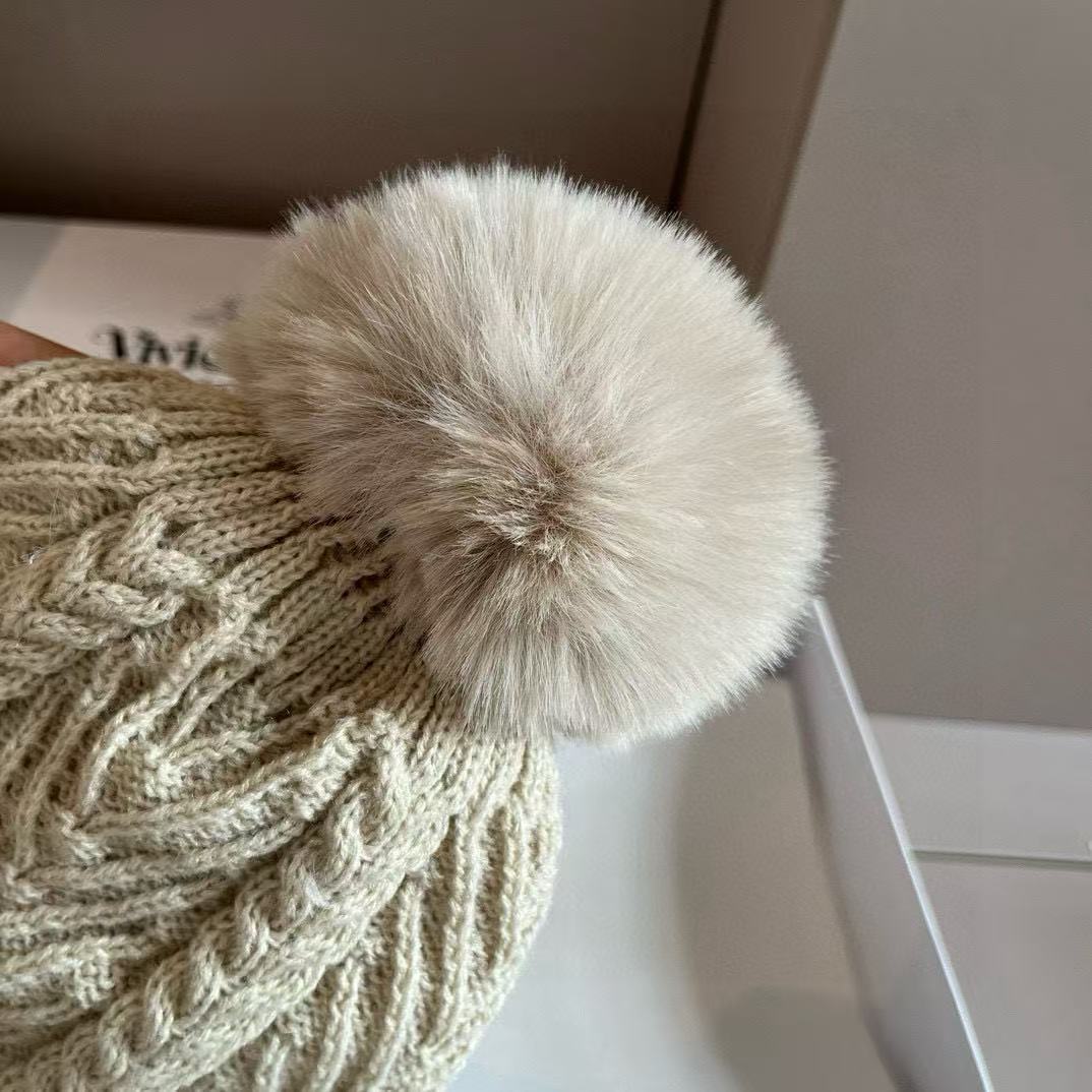 M0NCLER ウールハット ボール付き【50％割引+送料無料】