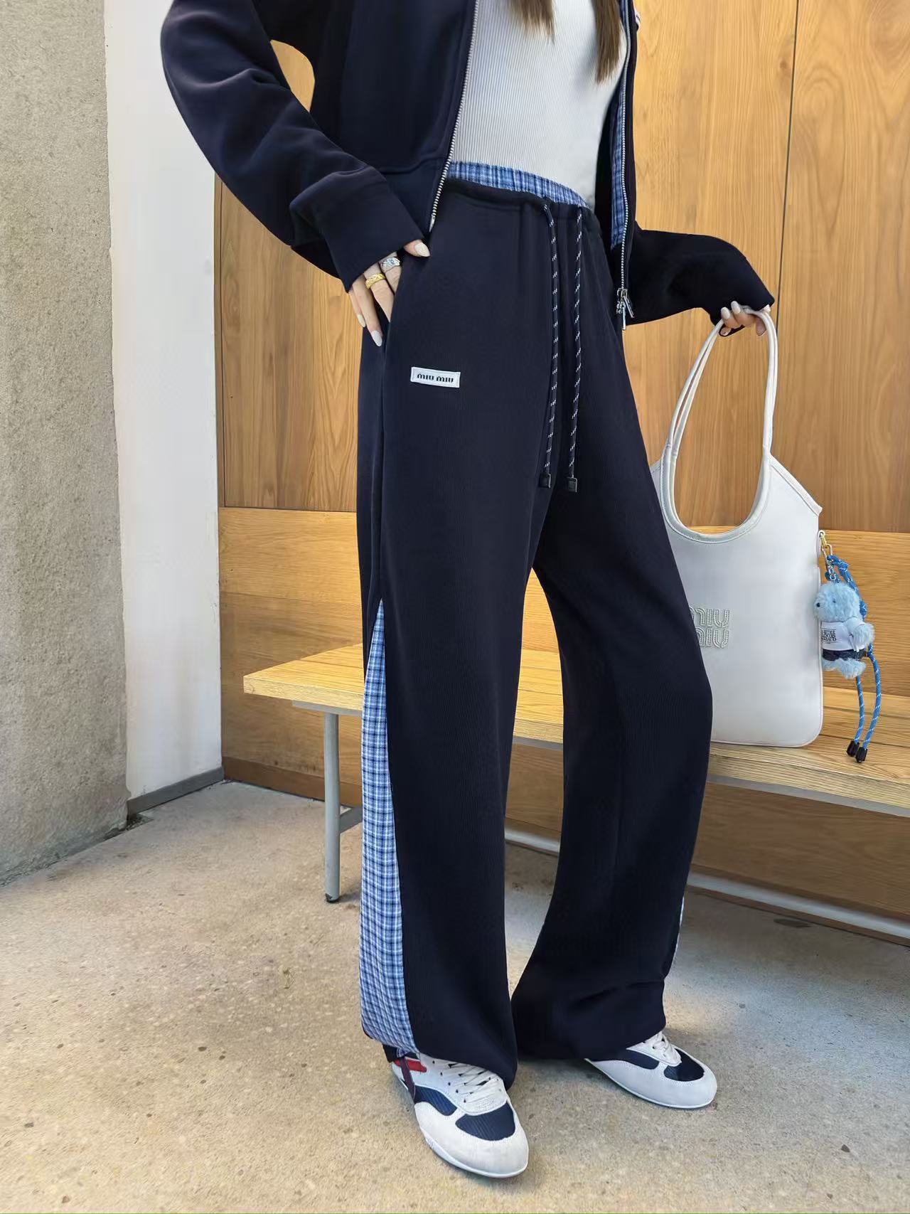 M1UM1U カラーブロック フード付きジャケット + パンツ ツーピースセット【50％割引+送料無料】