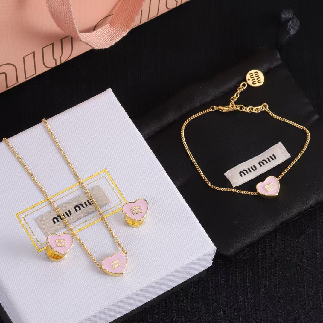 M1UM1U ピンク イヤリング + ブレスレット + ネックレス 3点セット【50％割引+送料無料】