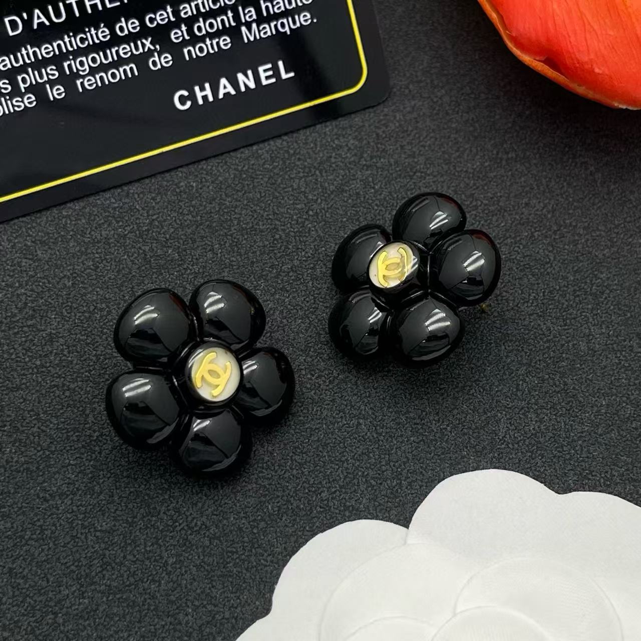 CHANE1 ダブルCフラワーイヤリング【50％割引+送料無料】