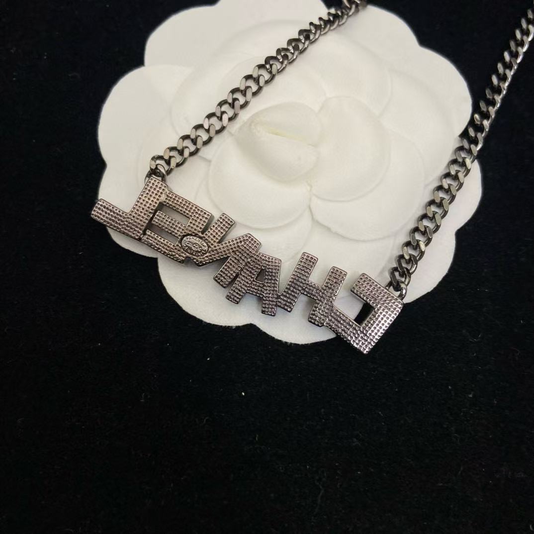 CHANE1 カラーエナメルネックレス【50％割引+送料無料】