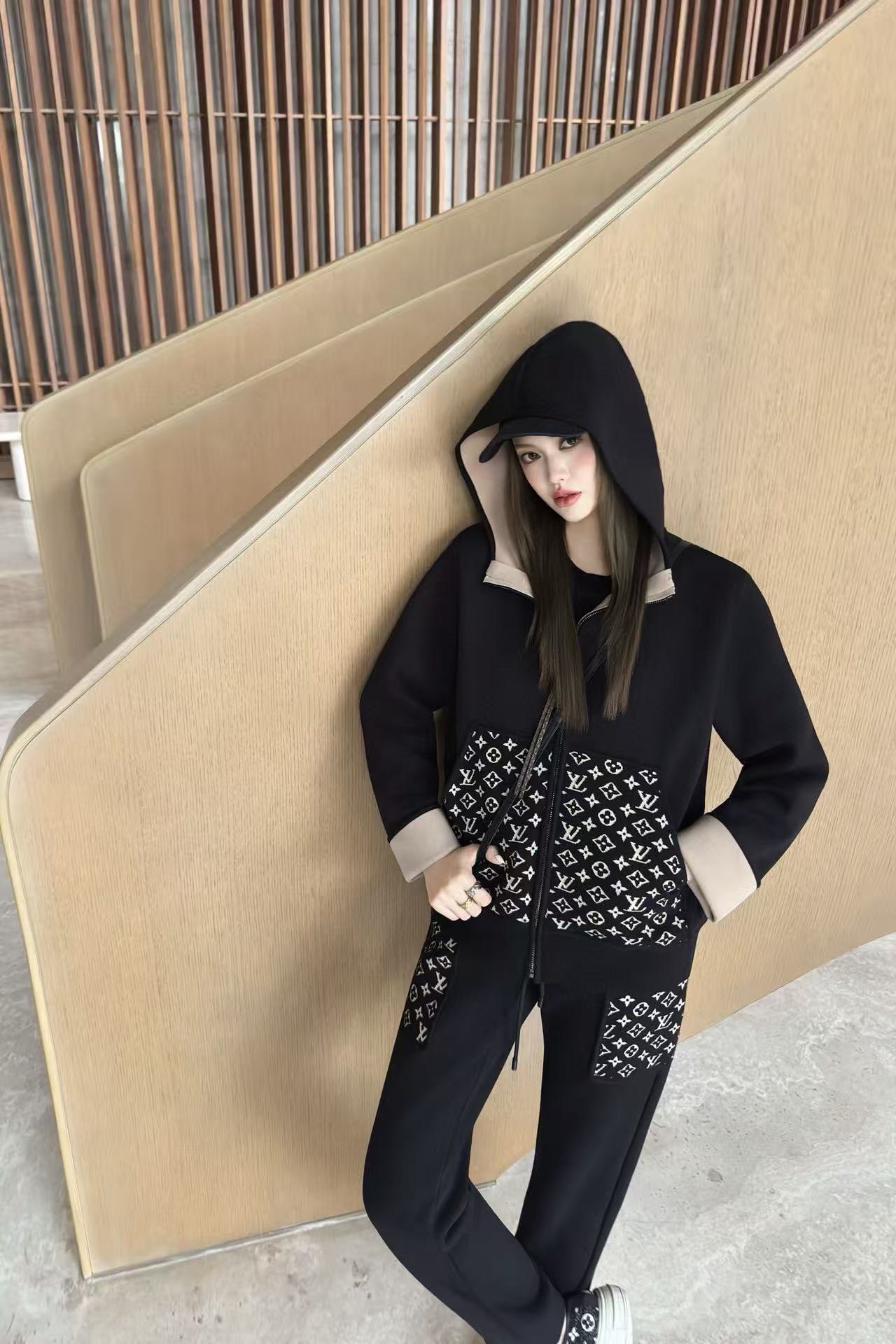 LVフード付きジャケット+パンツのツーピースセット【50％割引+送料無料】