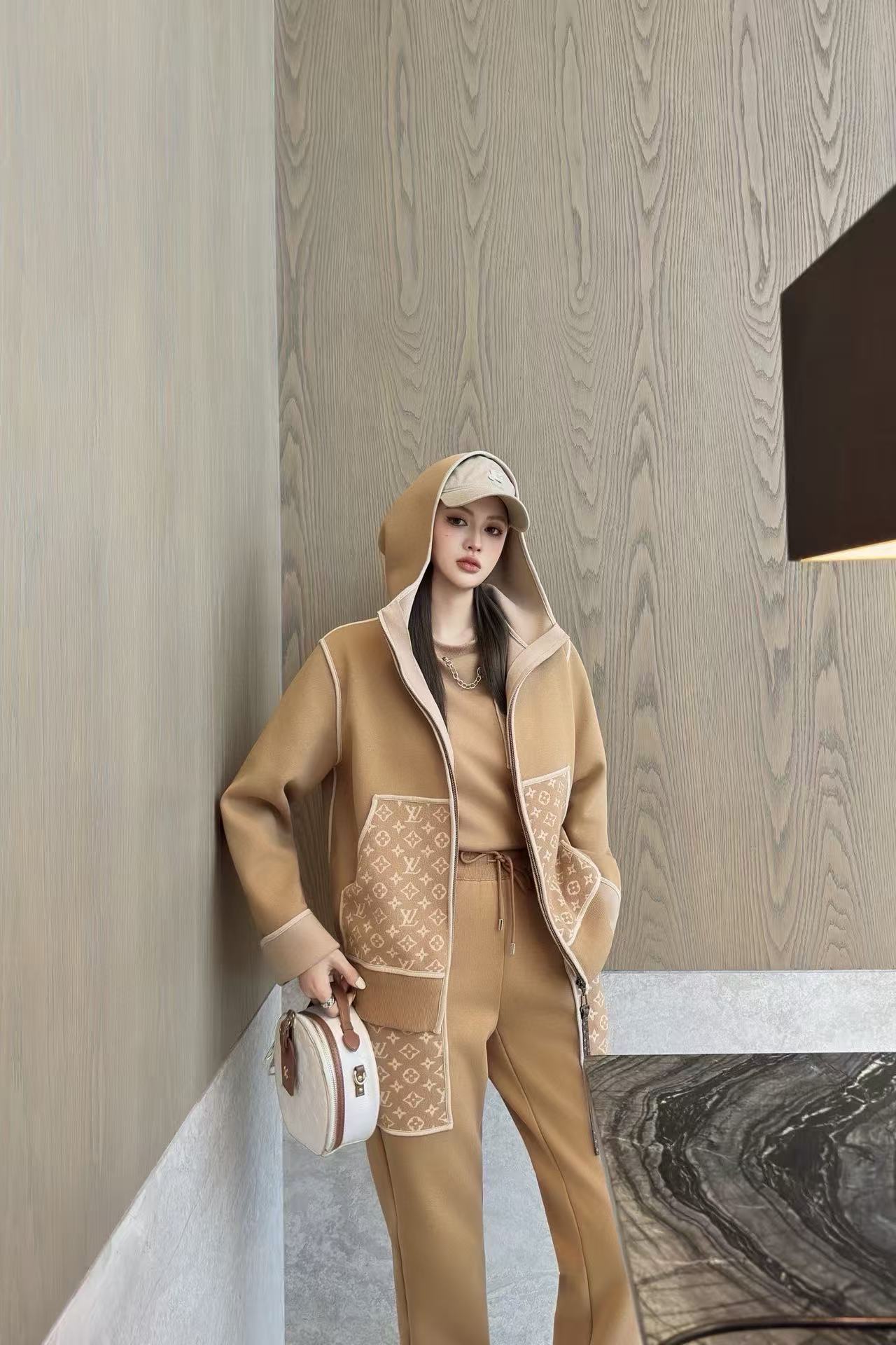 LVフード付きジャケット+パンツのツーピースセット【50％割引+送料無料】