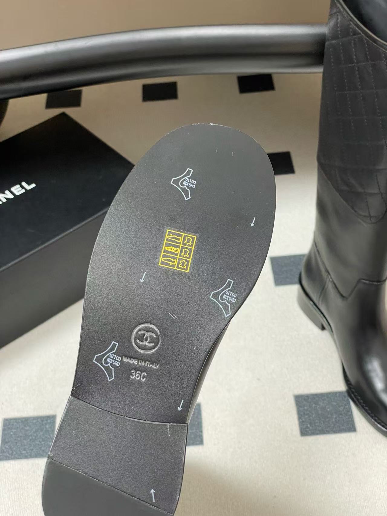 CHANE1 高品質ダブルCチェック柄牛革ハイブーツ【50％割引+送料無料】