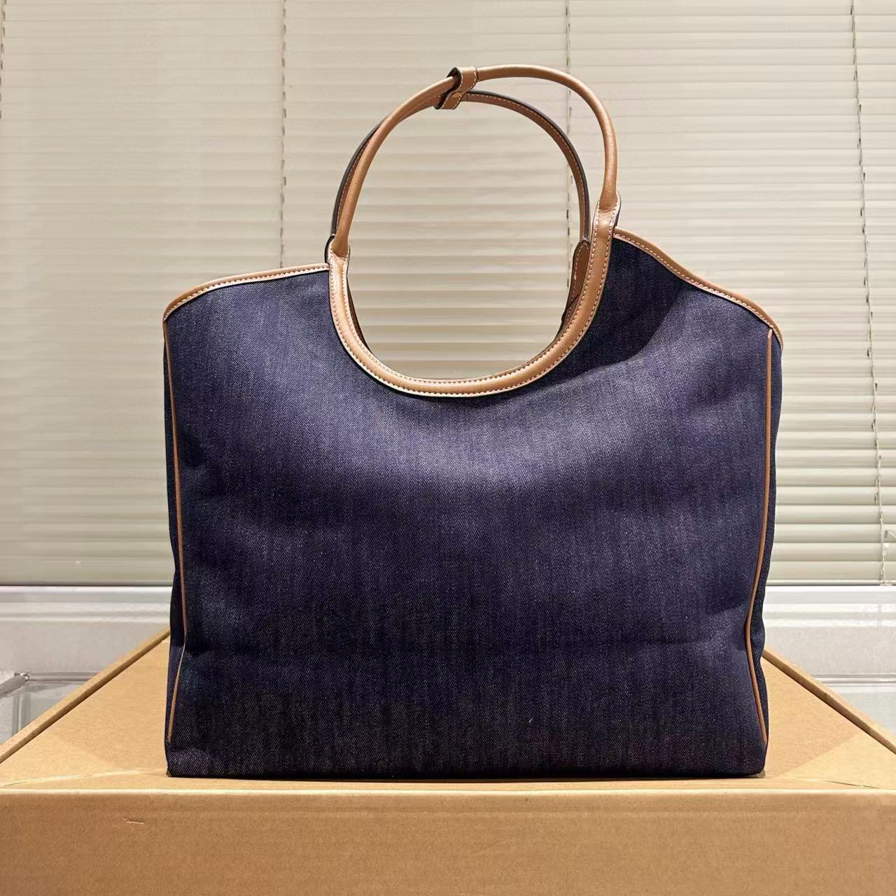 M1UM1U キャンバスショッピングバッグ【50％割引+送料無料】