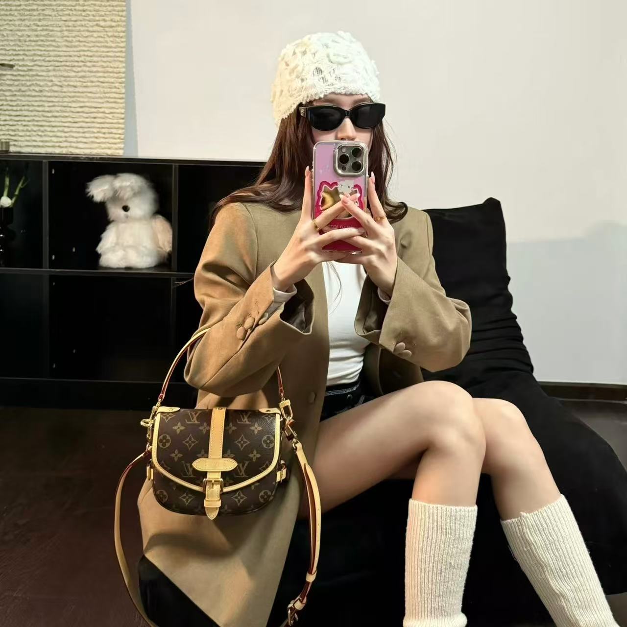 LVハンドバッグ+小銭入れ+キーホルダー3点セット【50％割引+送料無料】