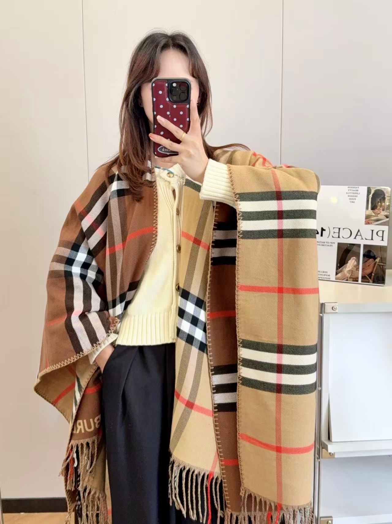 BUR8ERRY チェック柄ケープショール【50％割引+送料無料】