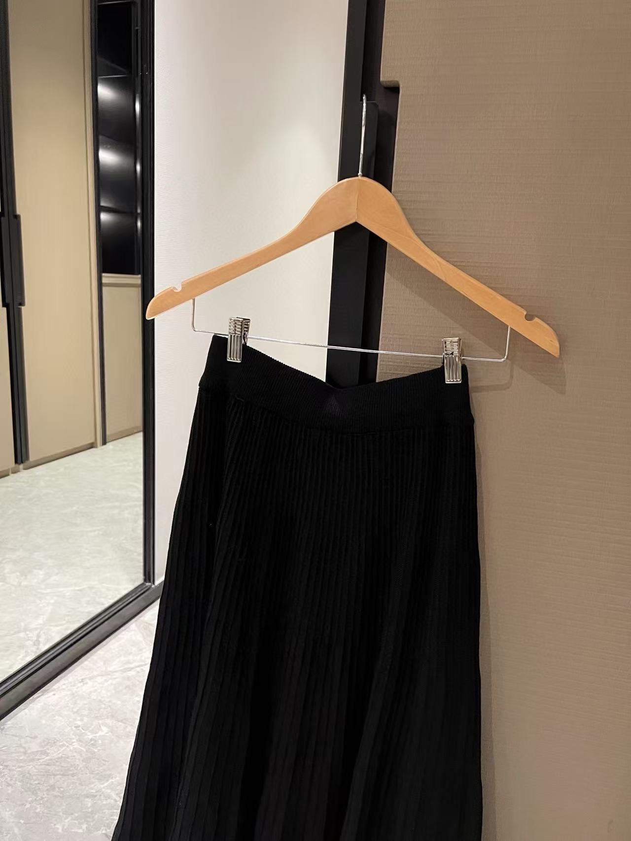 CHANE1 ダブルCセーター+スカート ツーピースセット【50％割引+送料無料】