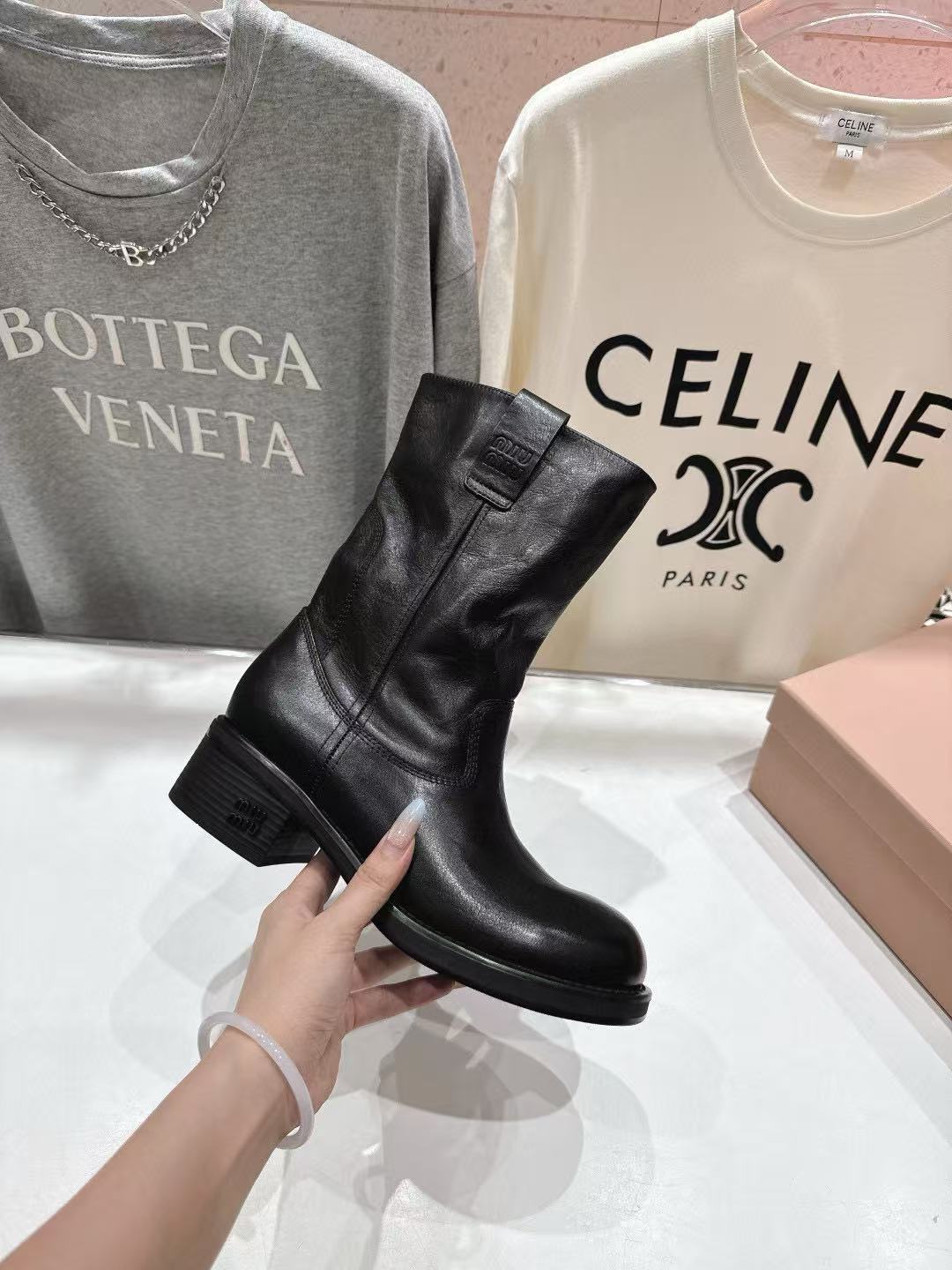 M1UM1U高品質シンプルレザーアンクルブーツ【50％割引+送料無料】